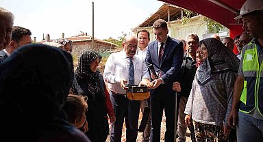 Sındırgı'da deprem konutları hak sahiplerine teslim edildi