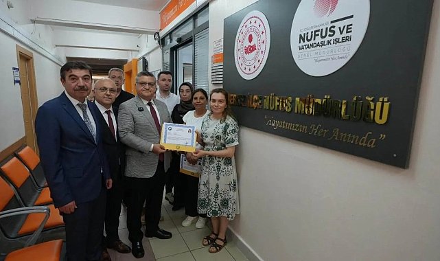 Sinop'ta rekor memnuniyet getiren kamu personeli ödüllendirildi