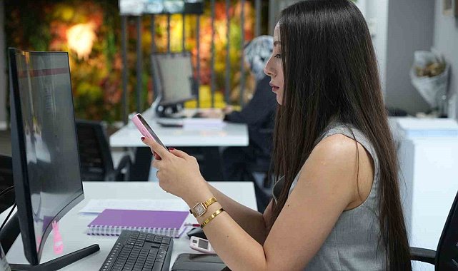 Site yönetiminde yapay zeka dönemi: 3 günlük telefon trafiğini 1 saate indirdiler