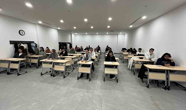 Sivas Halk Eğitimi Merkezi'nden YKS'de önemli başarı