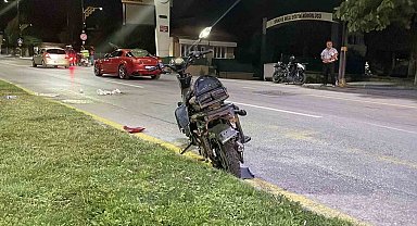 Sivas'ta motosiklet ile elektrikli bisiklet çarpıştı: 2 ağır yaralı