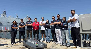 Sivaslı öğrencilerin geliştirdiği insansız deniz aracına TEKNOFEST'ten ödül