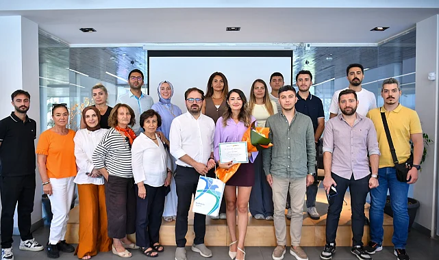 SMART TALKS'ta geleceğin iletişim becerileri konuşuldu