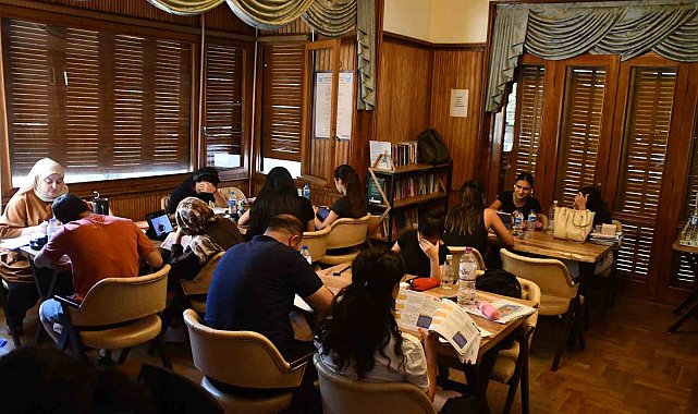 Söke'de İlber Ortaylı Kitabevi Temmuz ayında 2 bin 156 öğrenciyi ağırladı