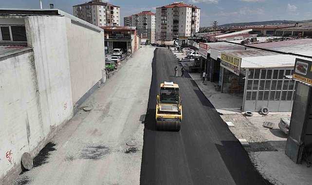 Sorgun Sanayi Sitesi'nde asfalt hamlesi: Yollar yenileniyor