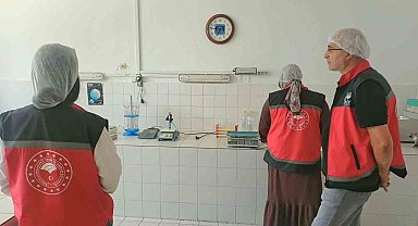 Stajyer öğrencilerle gıda işletmelerine teknik gezi