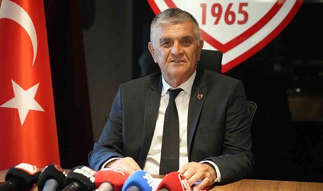 Suat Çakır: "Yenemediğimiz tek takım Fenerbahçe"