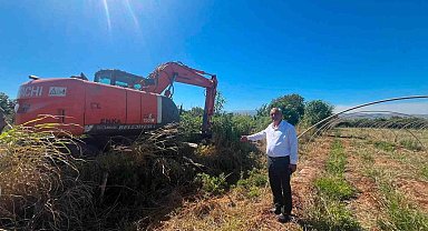 Sultanhisar'da ova yollarında bakım ve onarım çalışmaları sürüyor