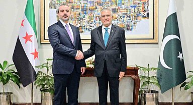Suriye Dışişleri Bakanı Şeybani, Pakistan Başbakanı Şerif ile bir araya geldi