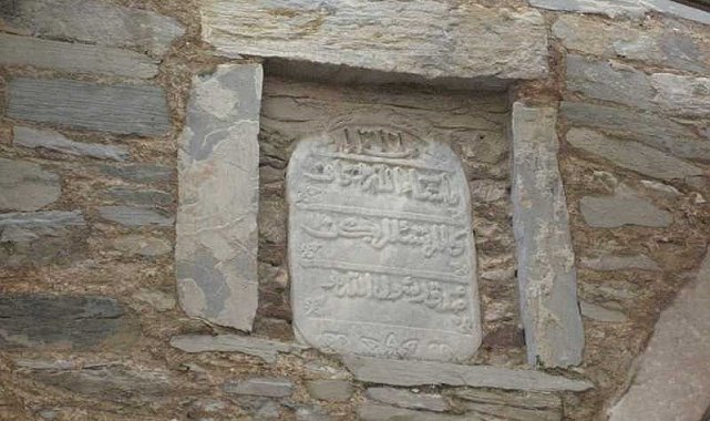 Tarihi Tavas Taş Han ayağa kaldırılmayı bekliyor