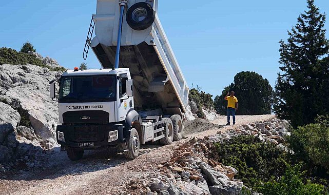 Tarsus'ta kırsal mahallelerin yol sorunu çözülüyor