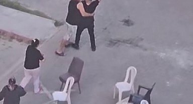 Taziye evinde husumetlilerini tabancayla kovaladı