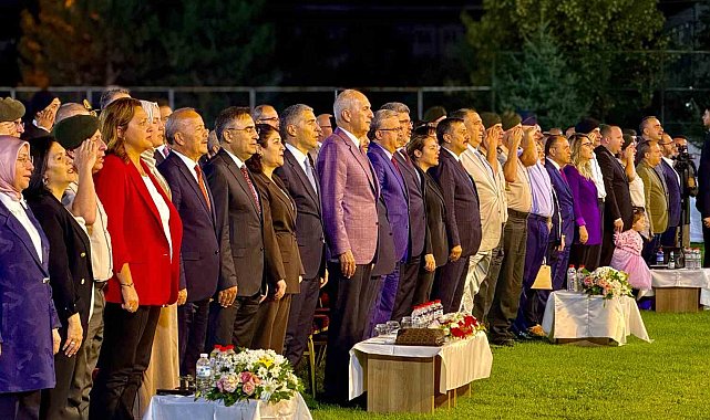 TBMM Baskanı Kurtulmuş: "Artık önümüzde yeni bir kapı açılmış, yeni bir yolun başlangıcındayız"