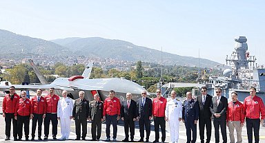 TEKNOFEST Mavi Vatan başladı... Bayraktar: Mavi Vatan'ın tek bir damlasından vazgeçmeyiz