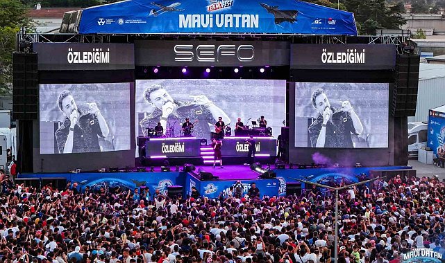 TEKNOFEST Mavi Vatan'da Sefo konseri