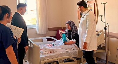 Tercan Devlet Hastanesi'nde yatan hastalar ziyaret edildi