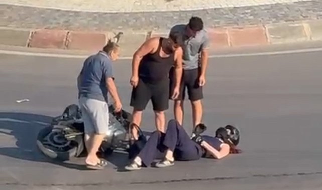 Tır ile motosiklet çarpıştı: 1 yaralı