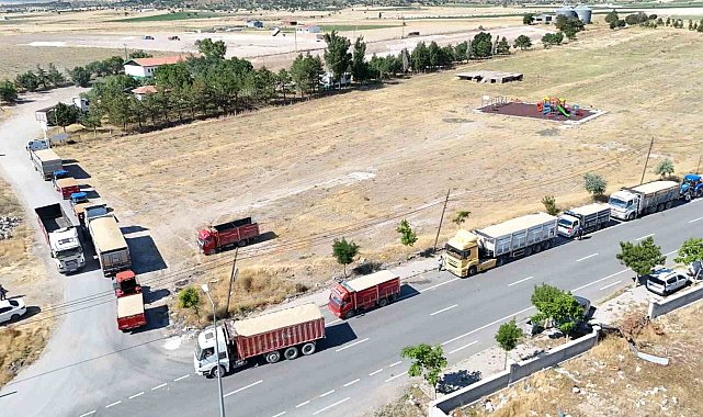 Tomarza'da hububat alımları sürüyor