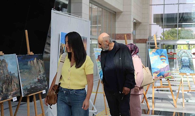 Türk dünyasının ortak tuvali Kapadokya'da renk buldu