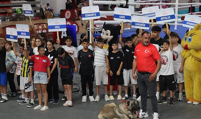 Türkiye Ferdi Boks Şampiyonası'nın açılış seremonisi yapıldı