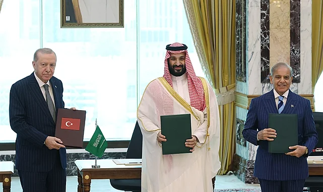 Türkiye, Suudi Arabistan ve Pakistan arasında ortak savunma anlaşması imzalandı