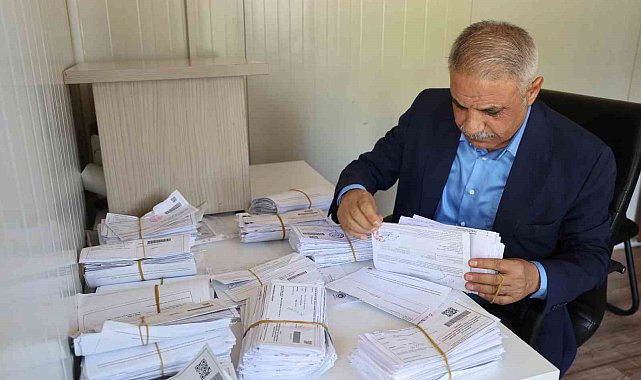 Türkiye'nin en büyük mahallesinin muhtarı, boşanma tebligatlarına dikkat çekti