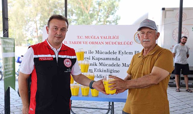 Turunçgil üreticilerine 8 bin Akdeniz Meyve Sineği tuzağı dağıtıldı