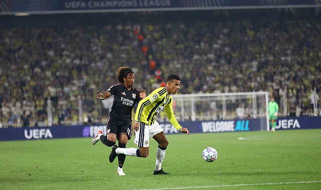 UEFA Şampiyonlar Ligi: Fenerbahçe: 0 - Olympique Lyon: 1