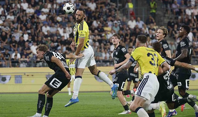 UEFA Şampiyonlar Ligi: Sturm Graz: 0 - Fenerbahçe: 1