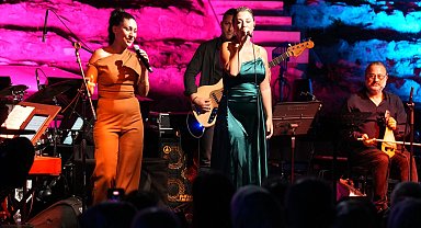 Uluslararası Bursa Festivali'nde tarih ve müzik buluştu