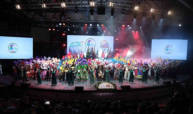 Uluslararası İstanbul Büyükçekmece Kültür ve Sanat Festivalinin 27.'si görkemli bir finalle sona erdi