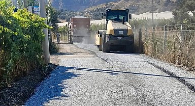 Umurlu'da asfaltlama çalışmaları devam ediyor