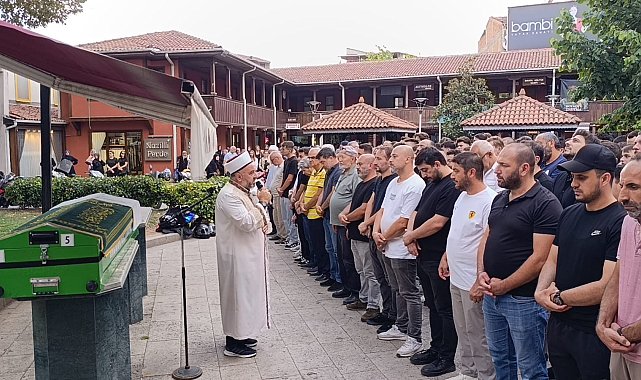 Üniversite hayali yarım kaldı: Arkadaşları tabutunu omuzladı