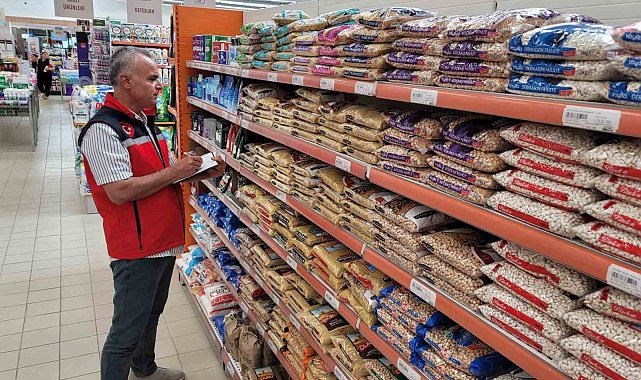 Uşak'ta marketlerde tarımsal ürün fiyatları takip edildi