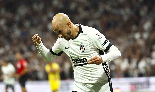 Vaclav Cerny, gollerine devam ediyor