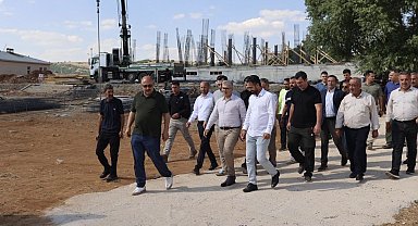 Vali Çelik, Karlıova'daki eğitim yatırımlarını yerinde inceledi
