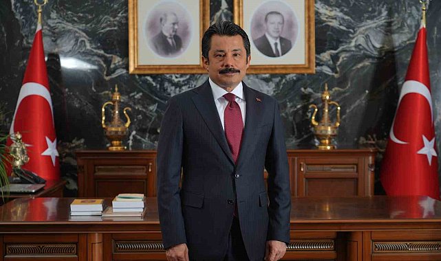 Vali Demiryürek: "30 Ağustos, bağımsızlığın yanı sıra milli iradenin, ortak dayanışmanın ve birlikte yaşama iradesinin de güçlü bir ifadesidir"