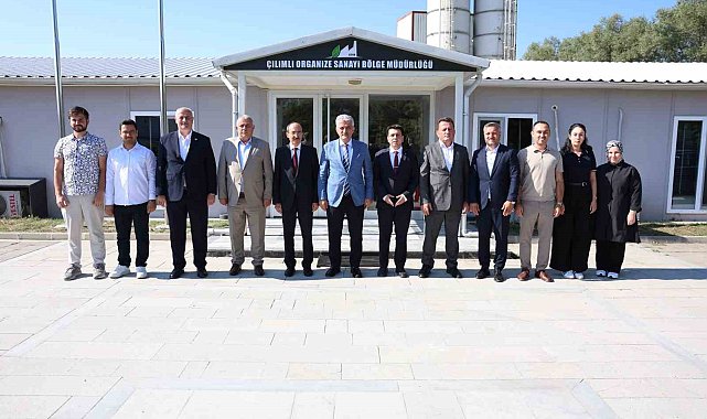 Vali Makas Çilimli OSB'de incelemelerde bulundu