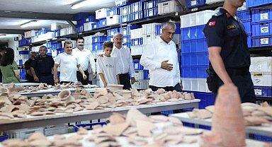 Vali Toraman, Apollon Smintheion ve Assos Antik kentinde incelemelerde bulundu