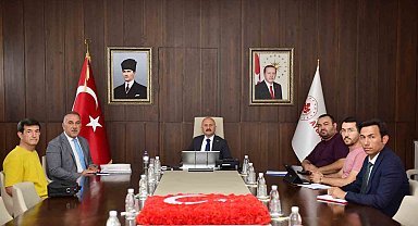 Vali Varol, yeni stadyumun yapım süreci hakkında bilgi aldı
