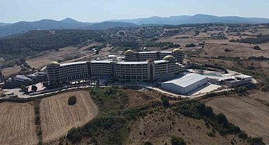 Yalova'da haklarını alamayan çalışanlar otelden ayrılmıyor
