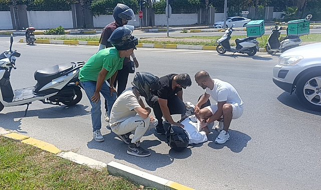 Yangına giden itfaiyeye yol vermek isterken minibüse çarptı