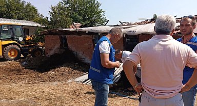 Yangında 500 balya zarar gören üreticiye destek