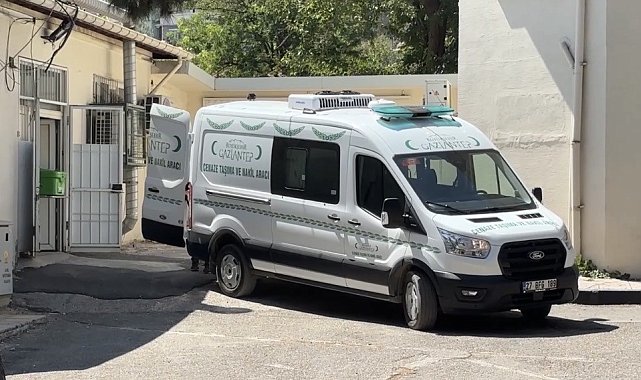 Yaşadığı karavanda rahatsızlanan yaşlı adam hastanede hayatını kaybetti