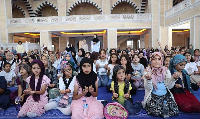 Yaz Kur'an kursları düzenlenen programla sona erdi