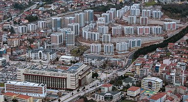 Yeniden doğuşun tarihi... 17 Ağustos'tan "Dirençli Şehir Kocaeli'ye" uzanan yol