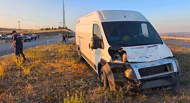 Yozgat'ta otomobil ile minibüs çarpıştı: 2 kişi hayatını kaybetti