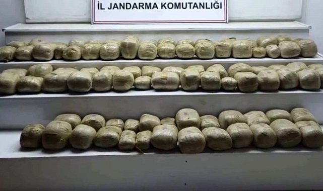 Yüksekova'da zehir tacirlerine darbe: 253 kilogram esrar ele geçirildi