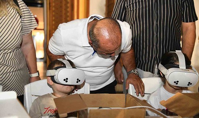 Yunusemre'de çocuklar uzayın derinliklerine yolculuk yaptı