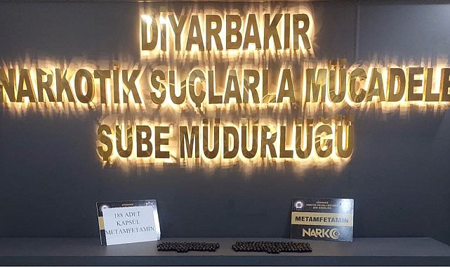 Yuttukları 1 kilo 280 gram uyuşturucu madde ile yakalanan 2 kişi tutuklandı